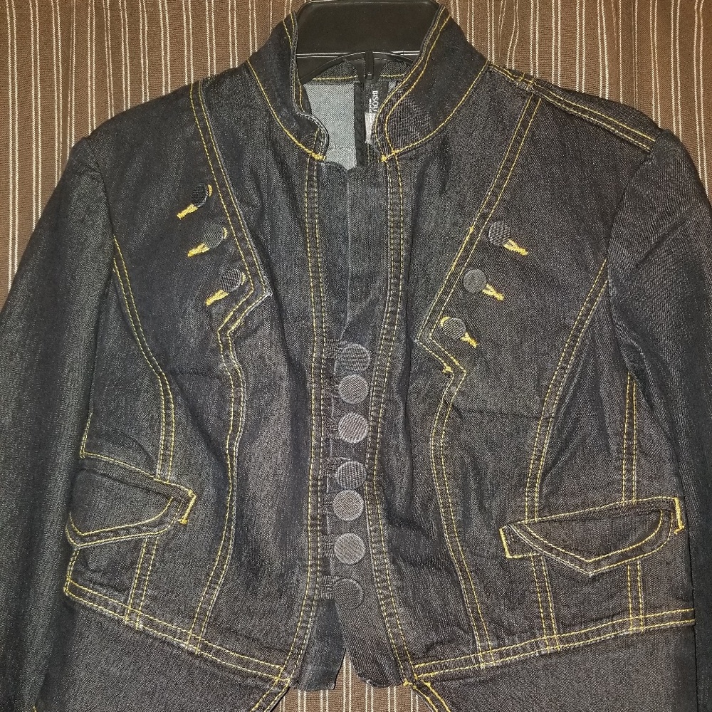 Lady's Jacket